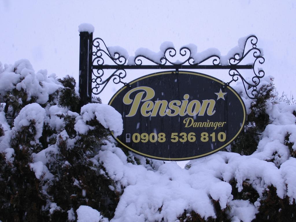 Pension Danninger Piest'any Exterior foto